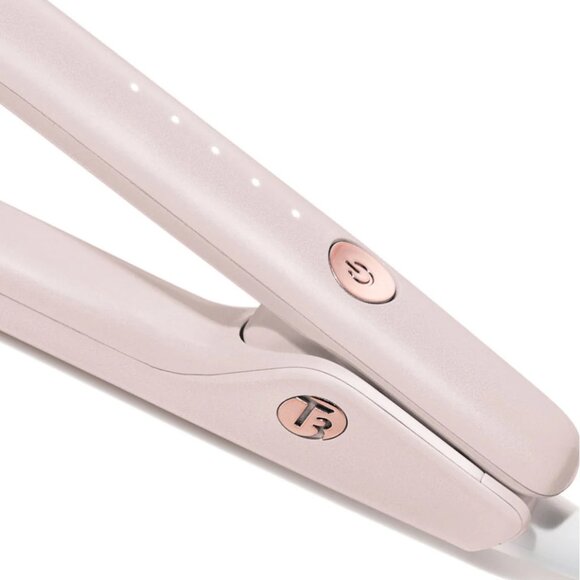 BNIB T3 SinglePass Ceramic 1" Flat Iron, Hair Straightener - Picture 4 of 7